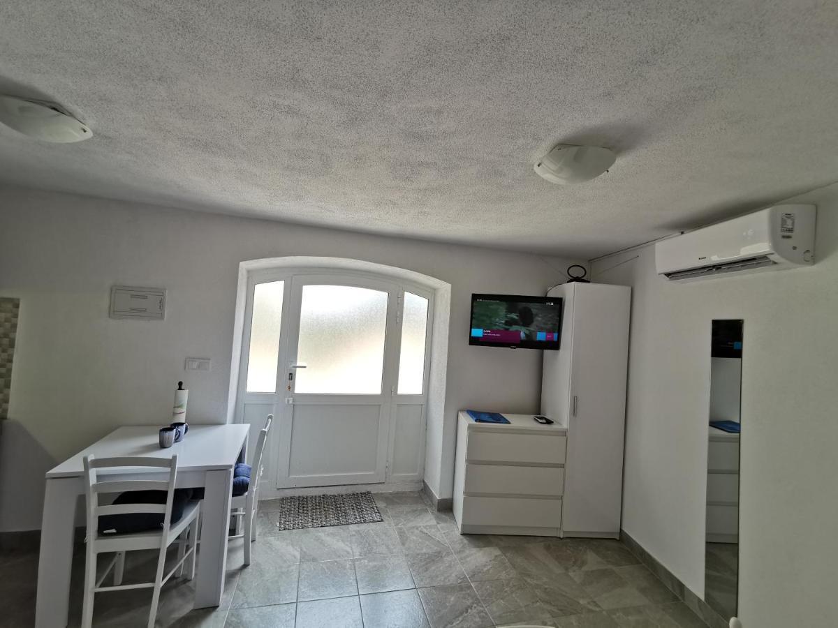 Mileta Apartman *